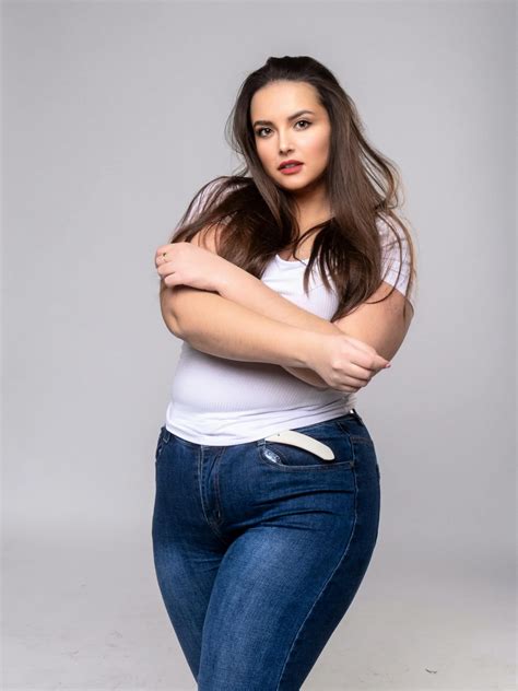 Famous Size Models The Rise In Plus Size