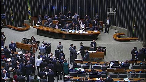Deputados Aprovam Urgência De Projeto Que Reduz Punições A Partidos Política G1