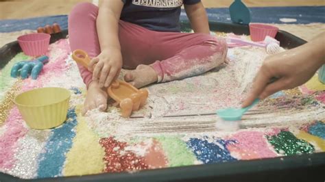 Little Learners Award Winning Messy Play And Mark Making Classes Youtube