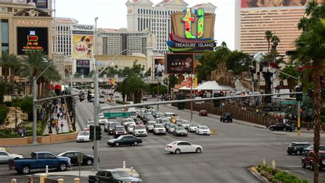Las Vegas Circa 2015 Las Vegas Strip Traffic Day Time Lapse Zoom