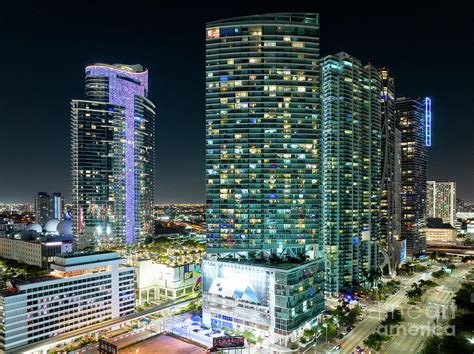 Highrise Towers Downtown Miami Paramount Worldcenter Photograph By