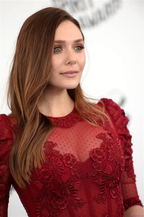 Elizabeth Olsen Scrolller