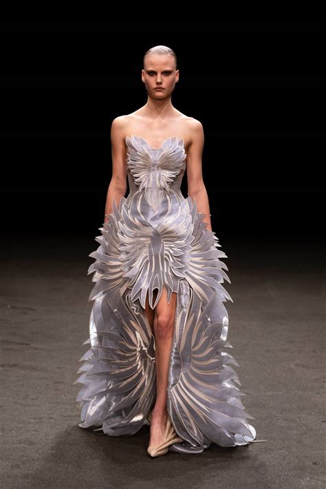 Iris Van Herpen Ss Fashion Pinterest Sexy D Fashion And Spring Hot Sex Picture