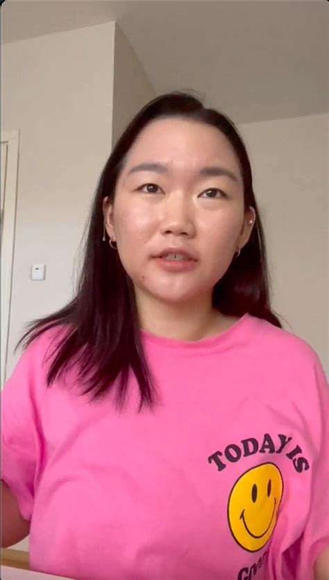 Yüzünde Sivilce Sorunu Yaşayan Koreli Kadına Yapılan Pervasız Yorum