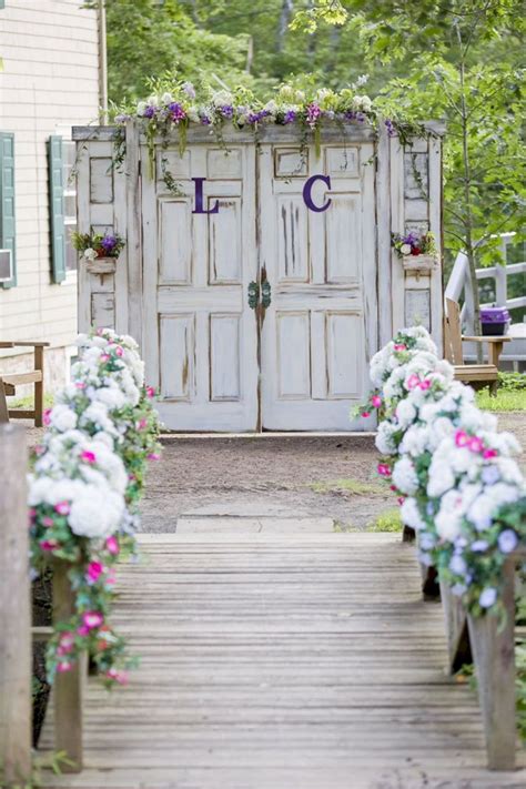 20 Wonderful Vintage Door Wedding Backdrops Design Ideas Wedding