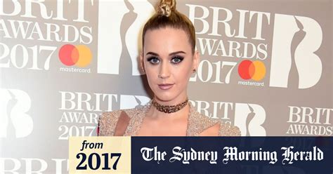 The Brit Awards 2017 Red Carpet