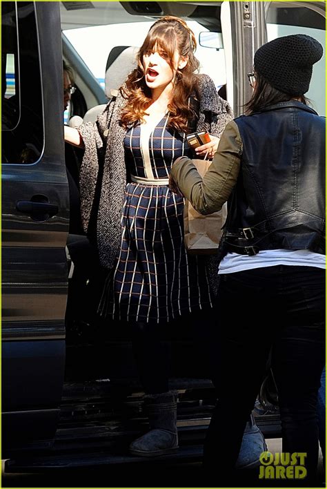 Photo Zooey Deschanel Sued By Former Manager 09 Photo 3532576 Just