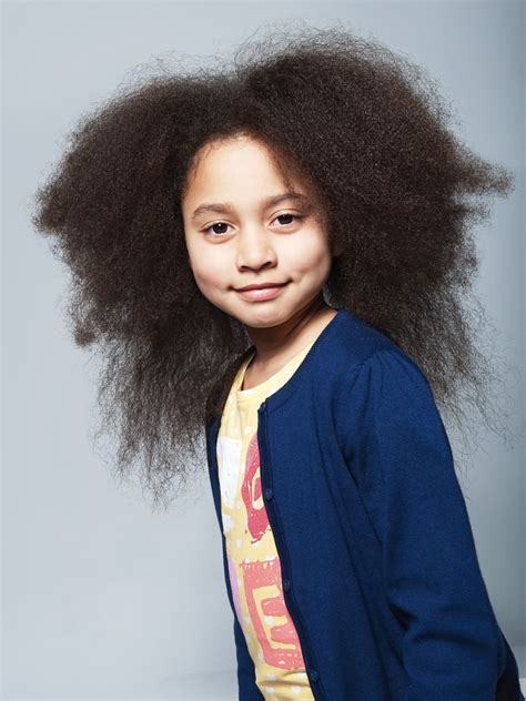 There are different hairstyles to suit men of different ethnicities. Lang kapsel voor jonge meisjes met kroezend haar