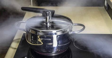 Pressure Cooker Vs Slow Cooker 2021 Top Full Guide DADONG