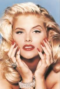 Anna Nicole Smith Hair Color - Hair Colar And Cut Style