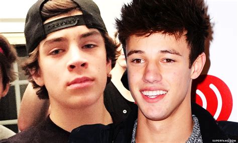 Hayes Grier At War With Backstabbing Cameron Dallas Lost All