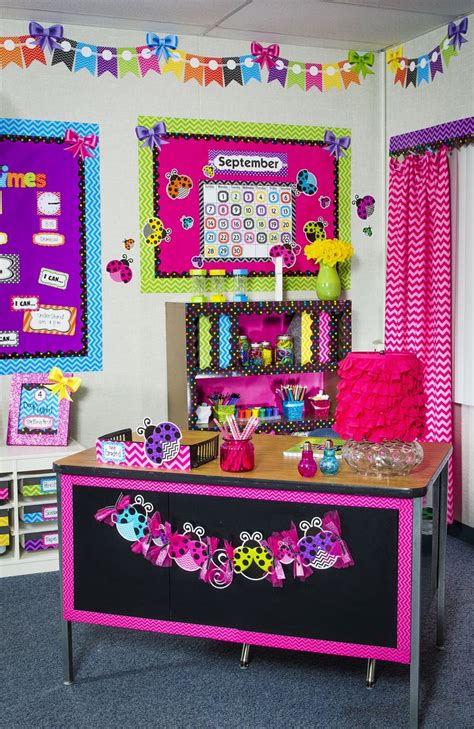 We have all the trendiest themes that are bright, fun and will inspire learning! The Chevron themed classroom decorations from Teacher ...