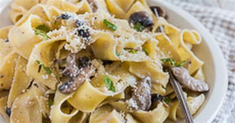10 Best Mushroom Alfredo Pasta Recipes Yummly