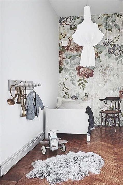 Lovely Vintage Bedroom Styled For Entrancemakleri Wallpaper Blossom