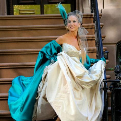 Sjp Wears Carrie Bradshaws Vivienne Westwood Wedding Dress