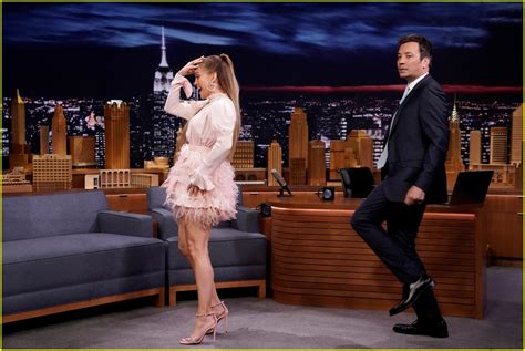 Jennifer Lopez Interrupts Interview For Dance Breaks With Jimmy Fallon