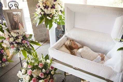 beautiful girls in their caskets 95 celebrity open casket photos