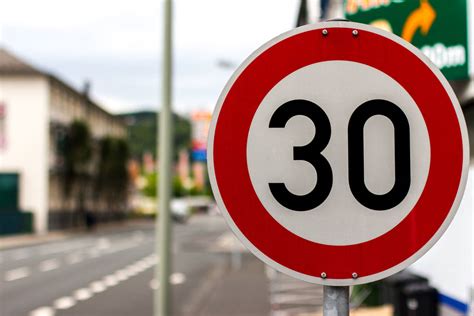 New Speeding Fines In The Uk News Euro Self Drive