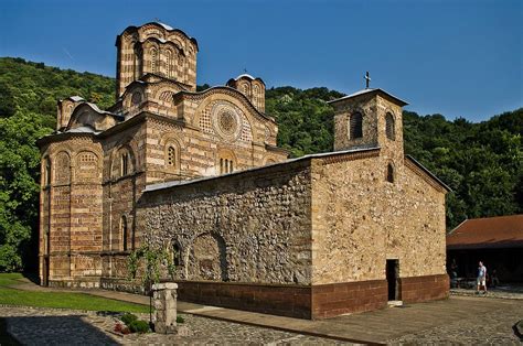 Najpoznatiji Manastiri U Srbiji Navigatify