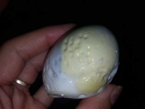 How To Tell If Hard Boiled Eggs Are Bad Rotten Or Spoiled Whodoto