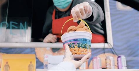 Share food distribution event / distribucion de alimentos (drive thru) with your friends. YYC Food Trucks is having a drive-thru event on April 28 ...