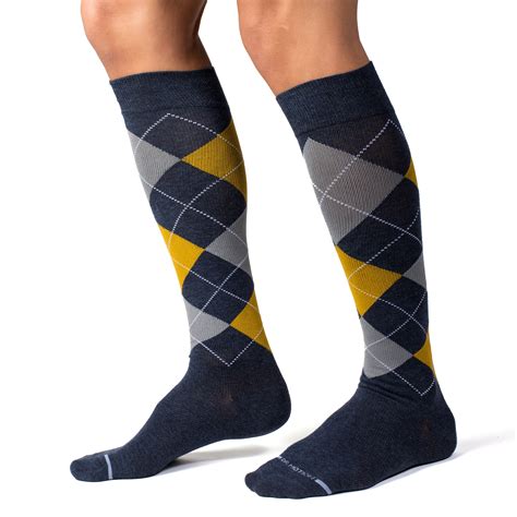 Knee High Compression Socks For Men Dr Motion Argyle