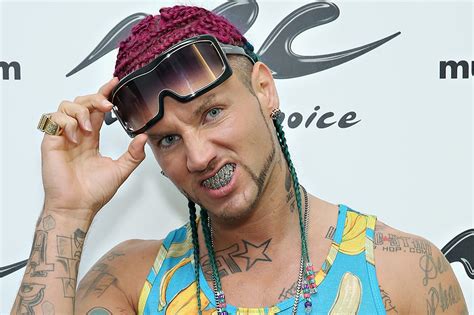 We would like to show you a description here but the site won't allow us. 10 Albums to Stream: RiFF RaFF, How to Dress Well ...
