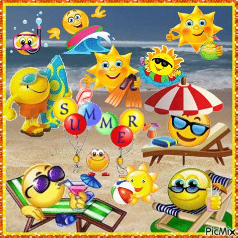 Summer Smiley Beach Gif Pictures Photos And Images For Facebook Tumblr Pinterest And Twitter