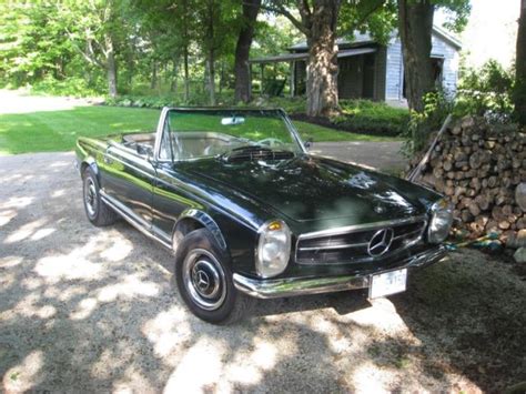 The last one of its kind. Seller of Classic Cars - 1965 Mercedes-Benz SL-Class (Dark Green/Beige)