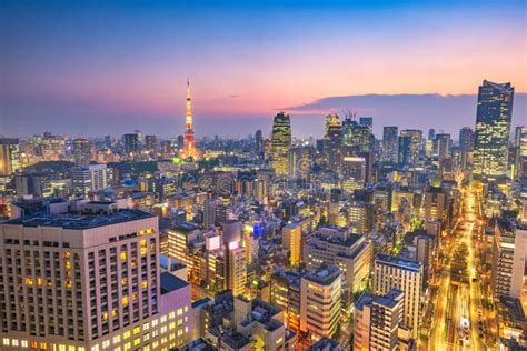 Tokyo Japan Skyline At Dusk Stock Image Image Of Metropolis Dawn