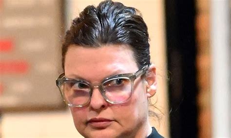 Linda Evangelista 58 Admits She Still Gets Botox Despite A Botched