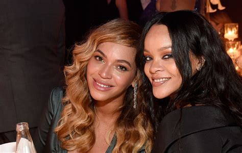 Beyonce Has Reunited With Rihanna And People Are Very Excited