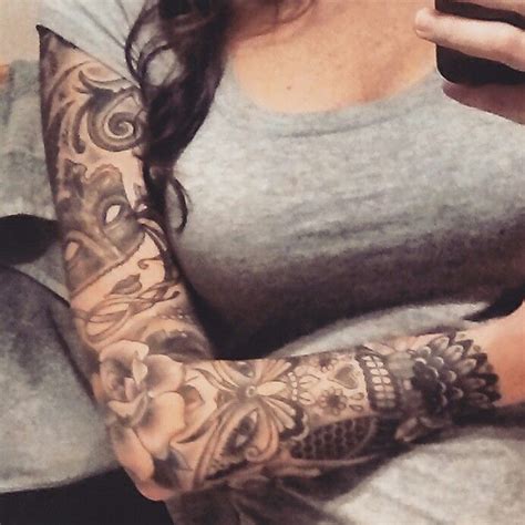 Female Tattoo Artist Savannah Ga Tova Schmid
