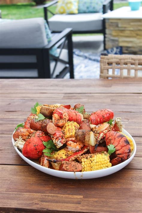 Mar 30, 2021 · for how to make seafood boil sauce, start by rinsing your seafood with water. The Ultimate Seafood Boil | I Heart Recipes