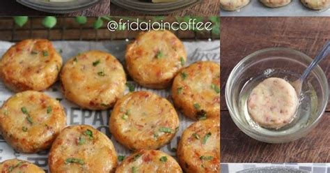 Kertas kalkir tidak berwarna putih melainkan berwarna lebih gelap. Perkedel Kentang Kornet - Bagikan Aneka Info