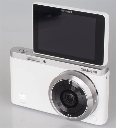 Samsung NX Mini White 4