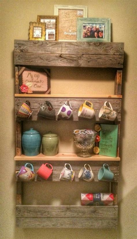 51 Cheap And Easy Home Decorating Ideas Pallet Shelves Diy Pallet