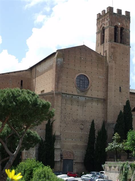 If you feel energetic, a climb up the over 500 steps will reward you with a wonderful view of siena and its surroundings. Basilica di San Domenico (Siena) - Wikiwand