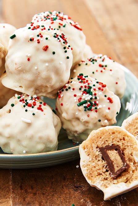 With only 116 calories per slice and absolutely no butter or oil in the batter, this cake is a healthy dessert dream come true. Diet Dessert Recipes Low Calorie Christmas / 30 Healthy ...