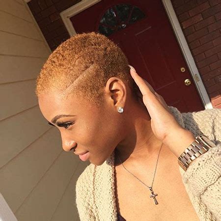 Short blonde haircuts and hairstyles have always been popular among active and stylish women. 5 Short Pixie Haircuts for African American Girls |Cruckers