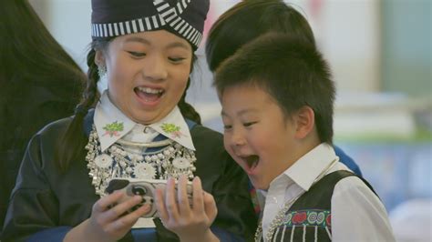 hmong-parents-help-bridge-the-culture-gap-for-hmong-kids-wisconsin-life