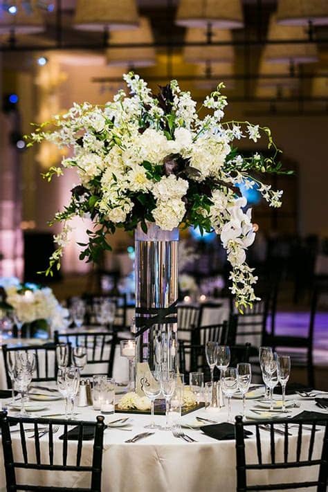 All events have been created/designed by dt floral and decor in a variety of different venues in toronto and gta area. Stylish Black and White Wedding | White wedding flowers ...