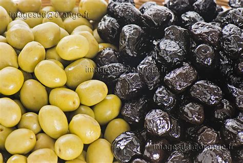 Olives | Olives vertes, et olives noires. | Christian ...