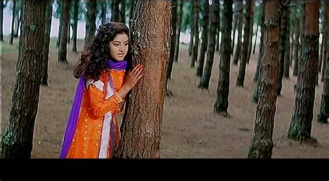 Remembering Divya Bharti On Her Death Anniversary Top 7 Songs Of The Actress Which Are Still