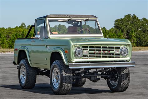 1972 Early Ford Bronco Early Ford Broncos