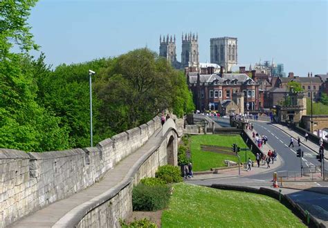 York Guide | Britain Visitor - Travel Guide To Britain