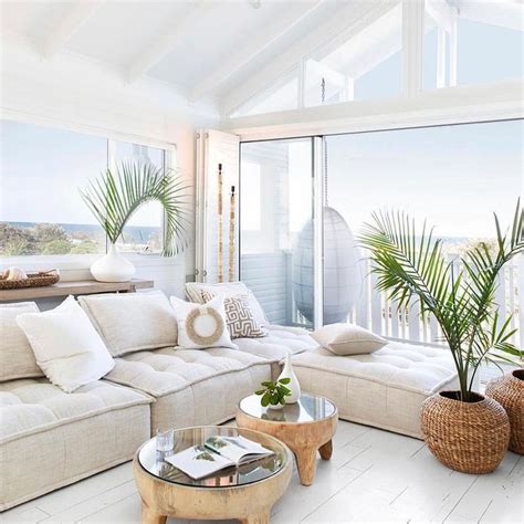 9 Tropical Living Room Decor Ideas For An Indoor Paradise Tropical