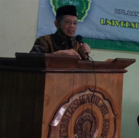 Rektor Unma Banten Membuka Acara Pembekalan Dan Pelepasan Peserta