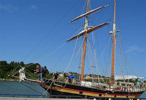 Tall Ship Stops Overnight In Southampton Harbour Saugeen Times