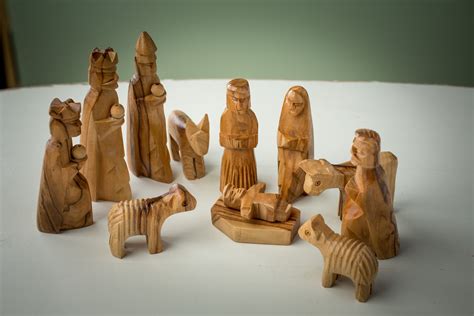 How To Choose A Nativity Set Foter